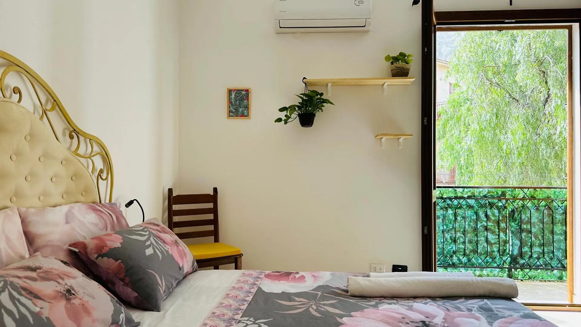 Apartment Casetta Del Salice Castellammare del Golfo